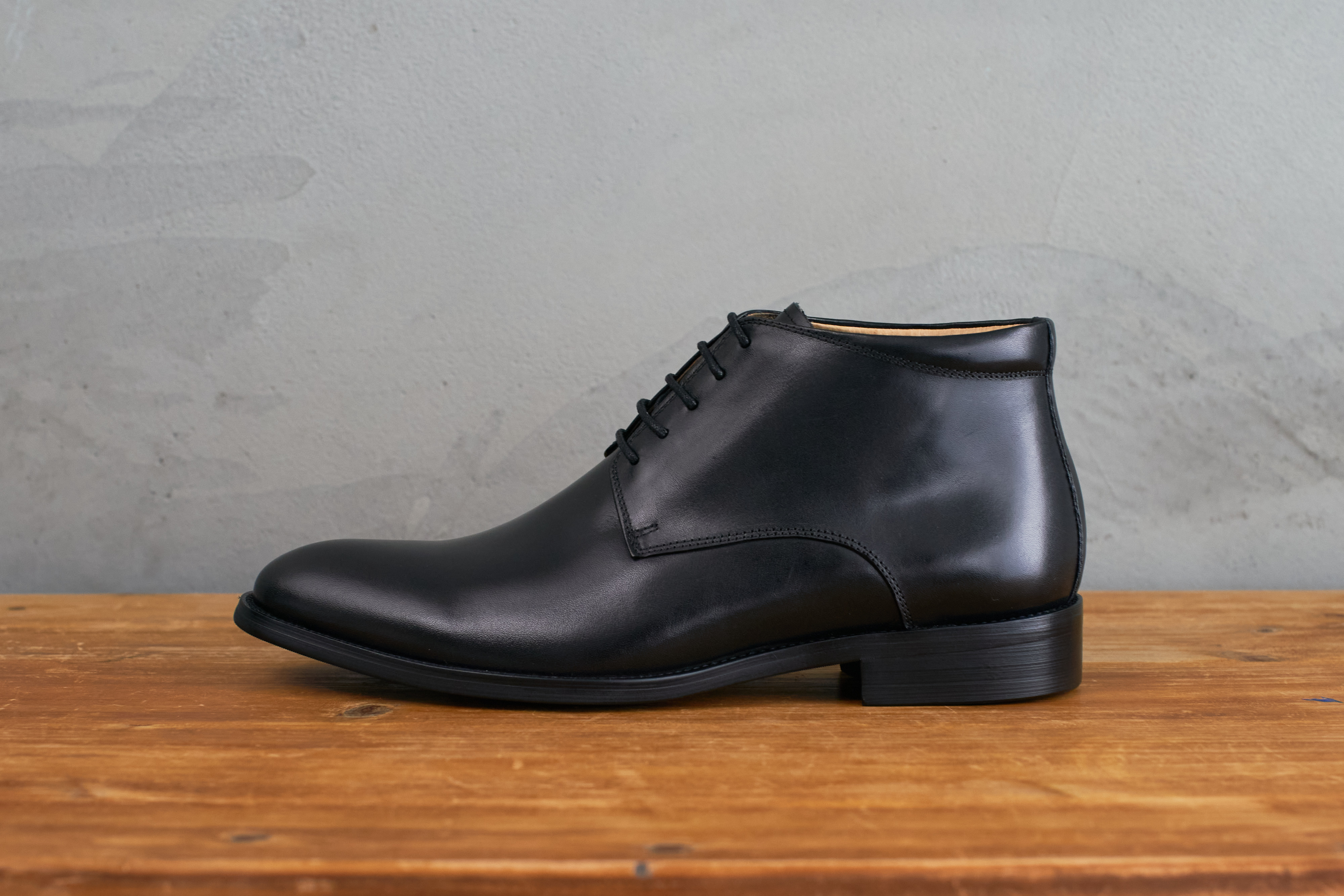 簡約素面 黑色流行靴